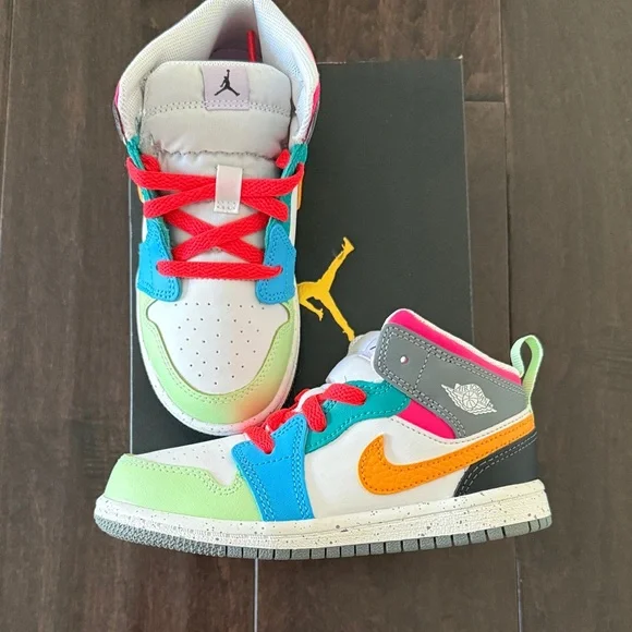 Rare Toddler Nike Jordan 1 Mid SE white taxi-dark shadow multi color sneakers - Picture 1 of 12